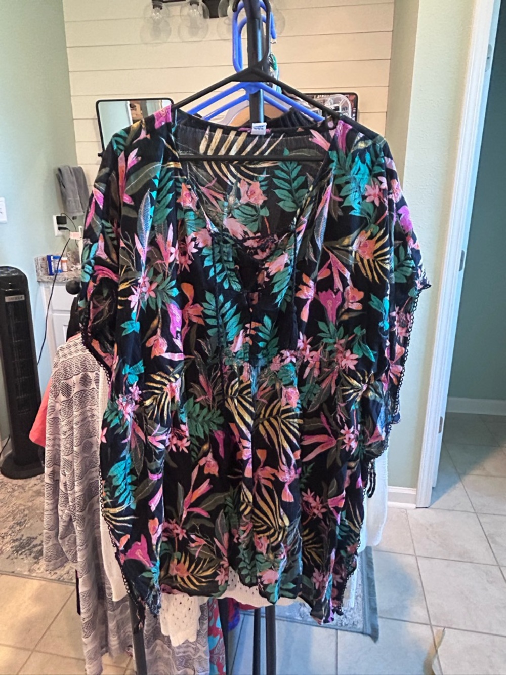 Old Navy Black Floral Tie-Front Kimono